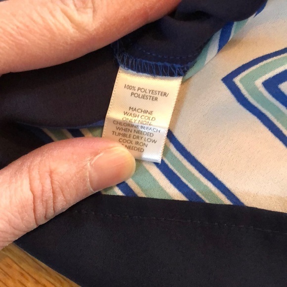 Ann Taylor Loft Printed Polyester Top Size Small‎ - Picture 7 of 7